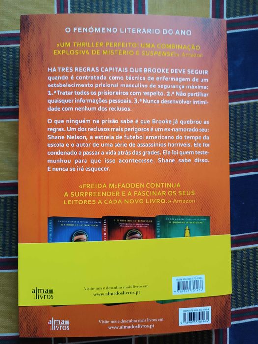 O novo livro de FREIDA McFADDEN o RECLUSO
