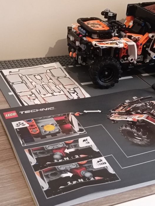 Lego Technic   All- Terrain Vehicle - 42139