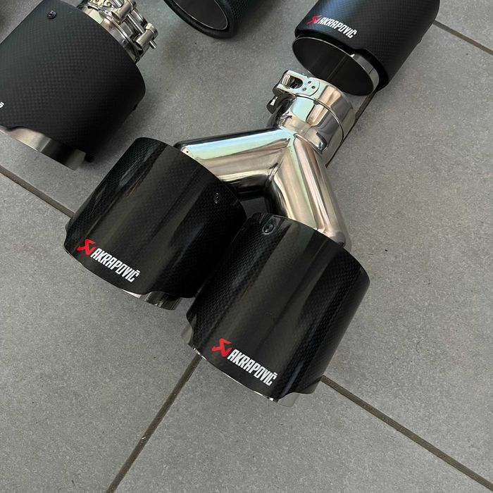 Насадки на глушник акрапович разные размеры мат карбон глянец новые