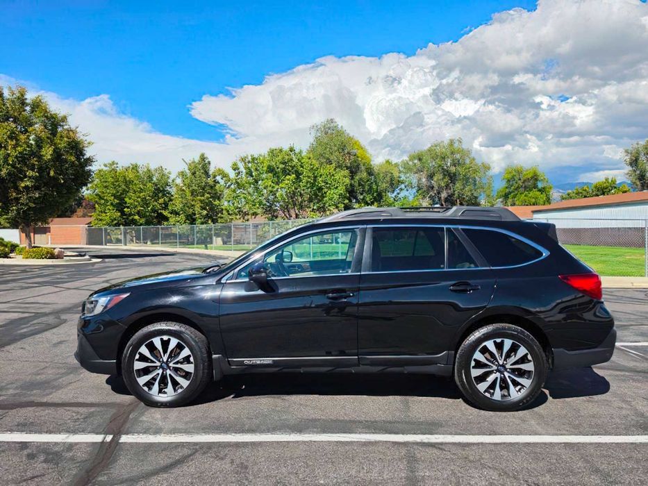 Subaru Outback Limited      2018