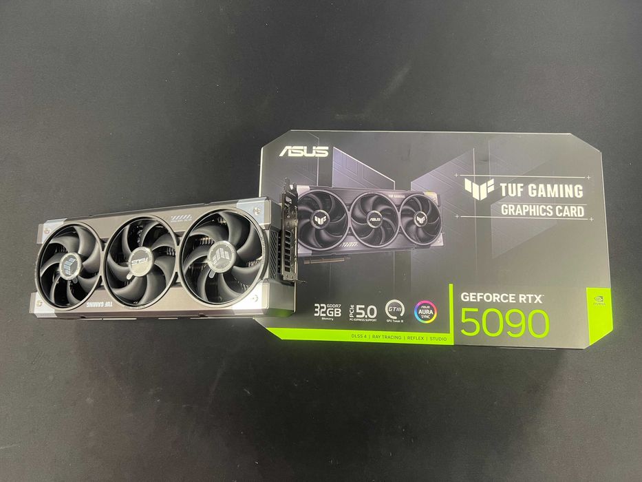 Placa gráfica nova RTX 5090 ASUS TUF Gaming 32 GB GDDR7 OC Edition