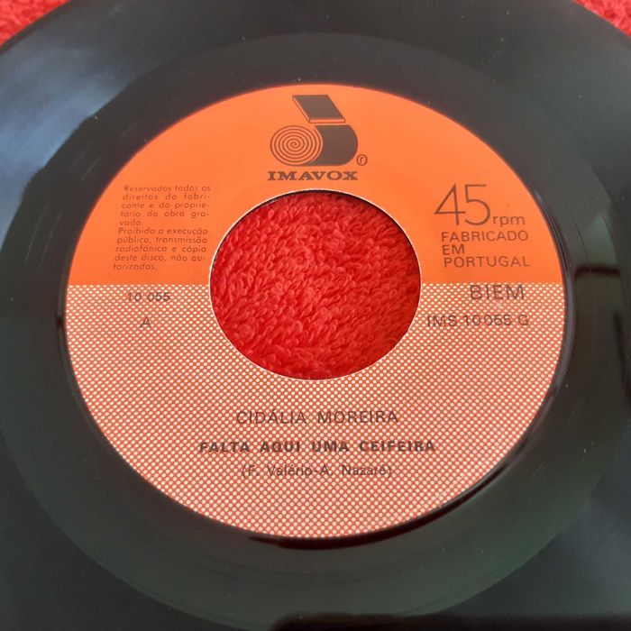 Disco Vinil Single Cidalia - Falta Aqui uma Ceifeira / O Nosso Fado Mudou