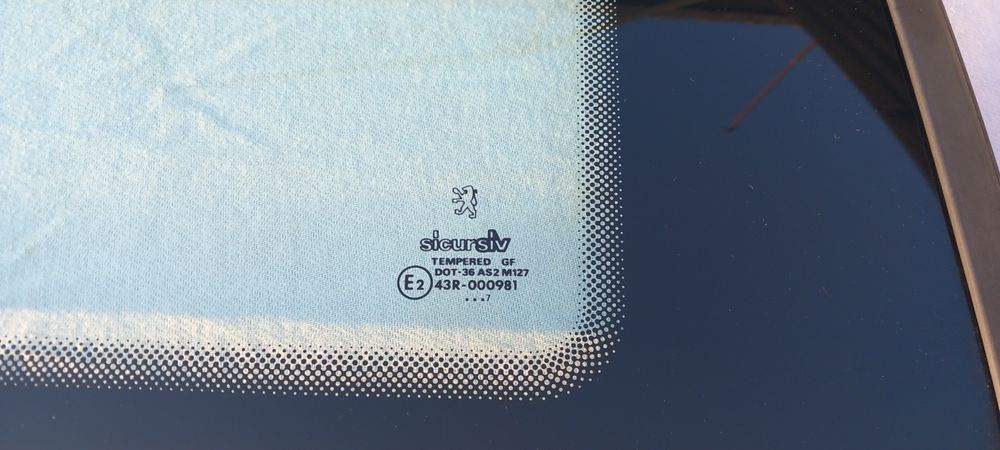 Vidros laterais traseiros peugeot 406 coupe 2.2 hdi