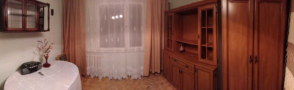 Sprzedam mieszkanie 2 pokojowe 48,6m2 na osiedlu 35 Lecia, 1 piętro, do remontu.