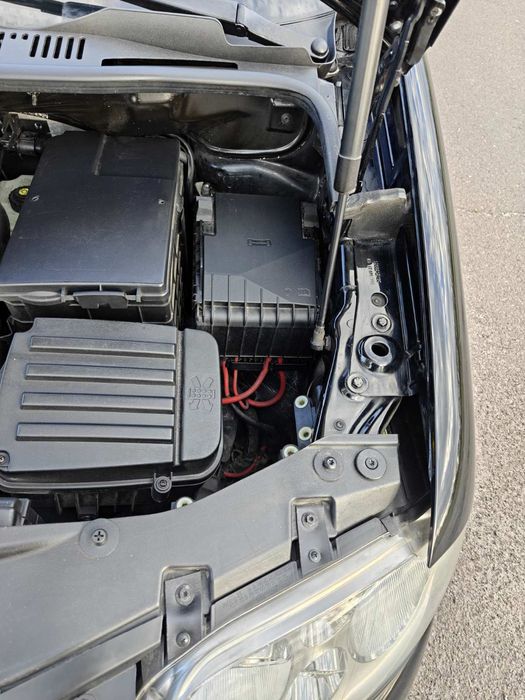 Volkswagen touran  1.6 mpi