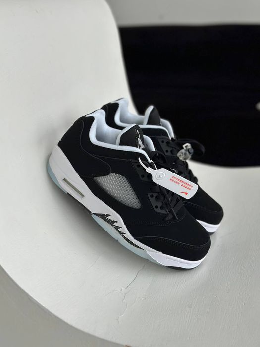 Air Jordan Retro 5 Oreo