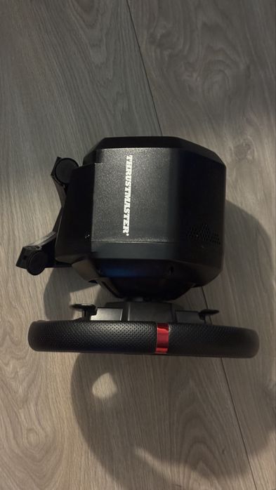 Thrustmaster T248R – Estado Impecável | 2 Anos e meio de Garantia