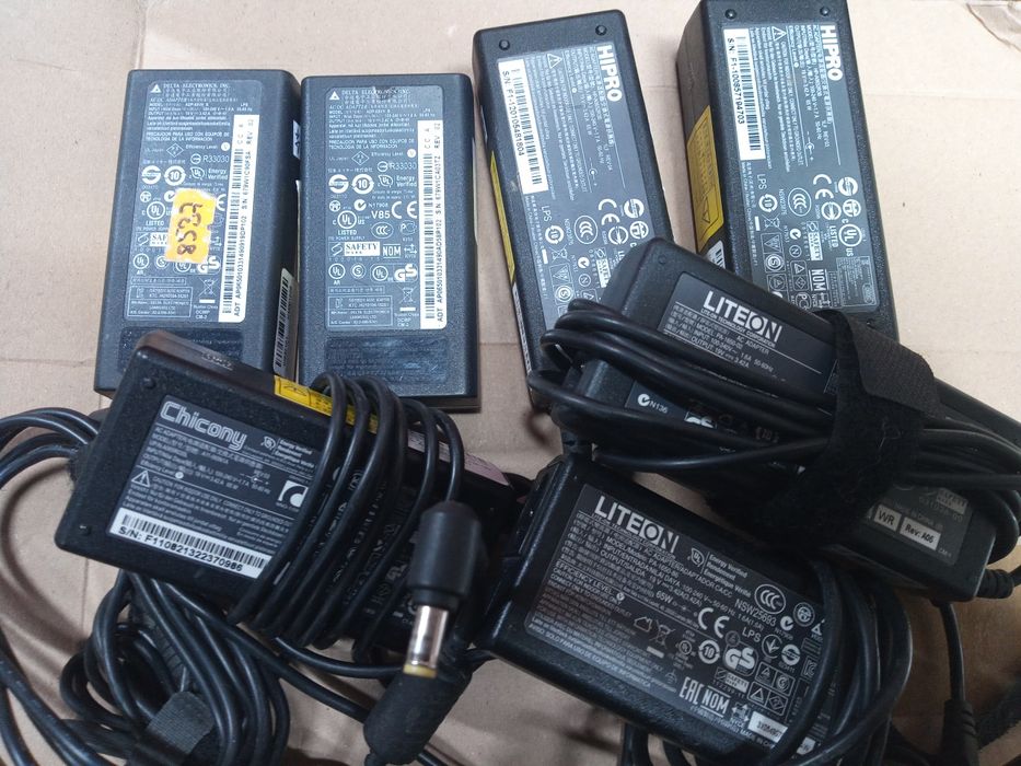 Електрошрот Acer  5.5 * 1.7 65w 19V 3.42А  Блок живлення зарядка