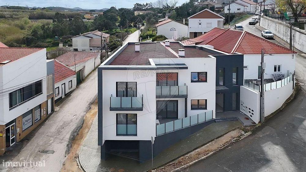 Apartamento T3 para venda — Torres Vedras (São Pedro, Santiago, Santa Maria Do Castelo E São Miguel) E Matacães, Lisboa