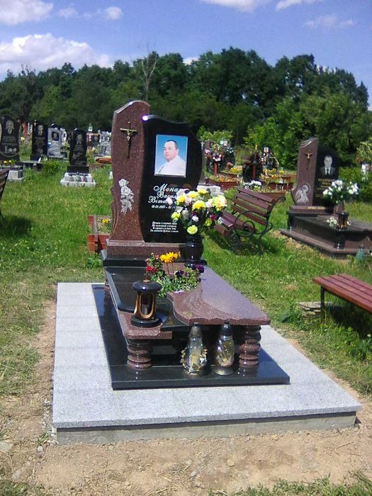 Памятники,бруківка;-Калуш,-Бурштин,-Долина. Фр-ка обл.