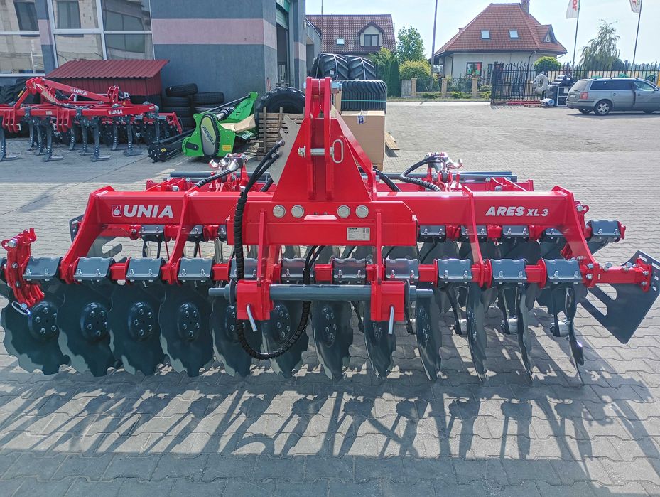 Brona talerzowa UNIA ARES XL 3 - fabrycznie nowa, rok 2025 wał rurowy