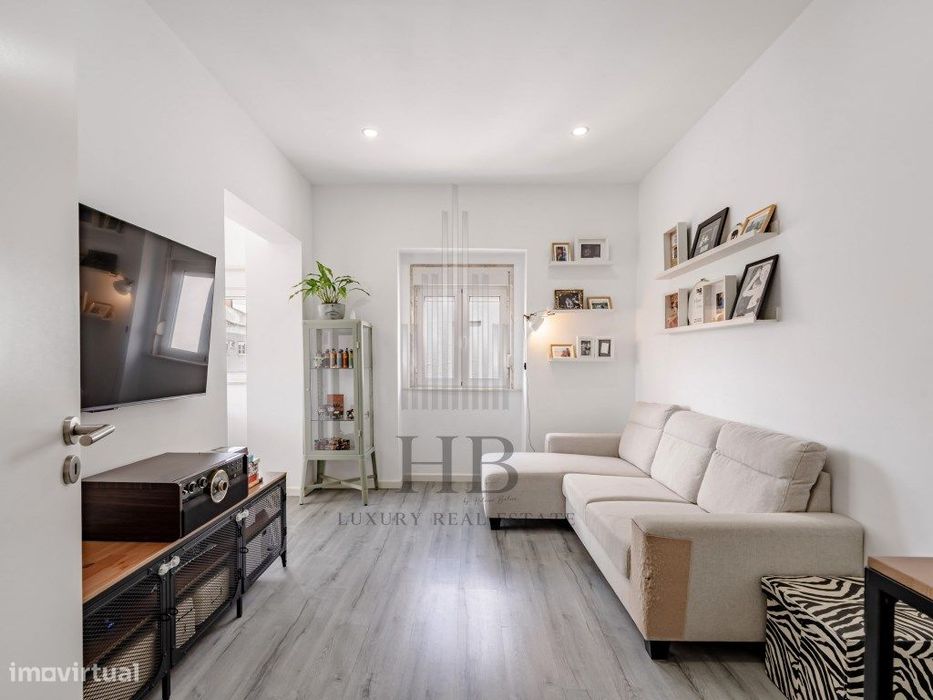 Apartamento T2+1 em Queluz