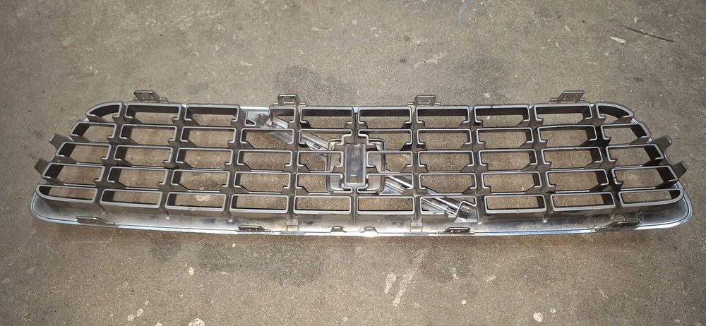 Grill Atrapa przód VOLVO S80  Bardzo ładny stan ORYGINAŁ