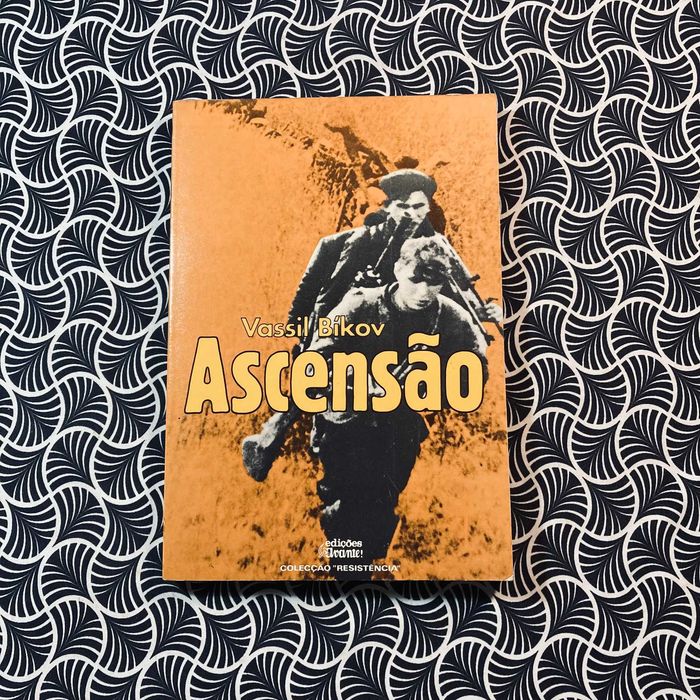 Ascensão - Vassil Bíkov