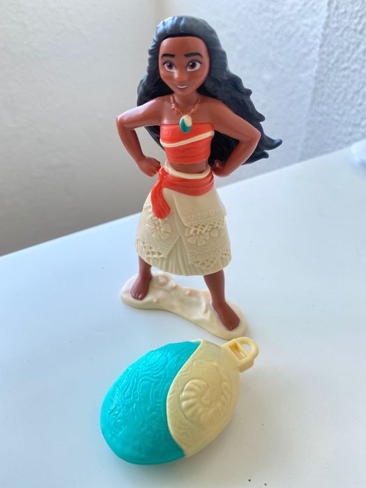 Figuras kinder maxi surpresa Disney