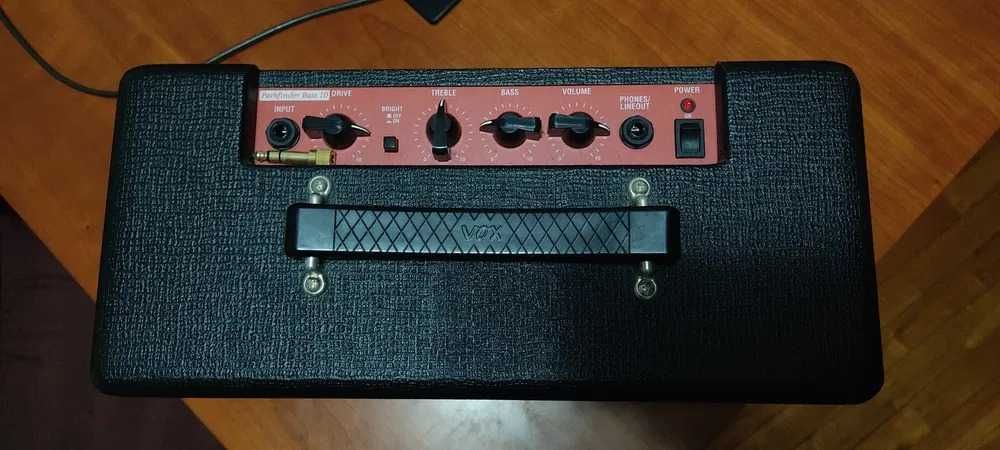 CONJUNTO: Instrumento Baixo Ibanez GSR180-BEM + Thomann E-bass case + Strap
