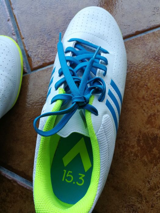 Sapatilha de futebol de salão Adidas sala 15.3
