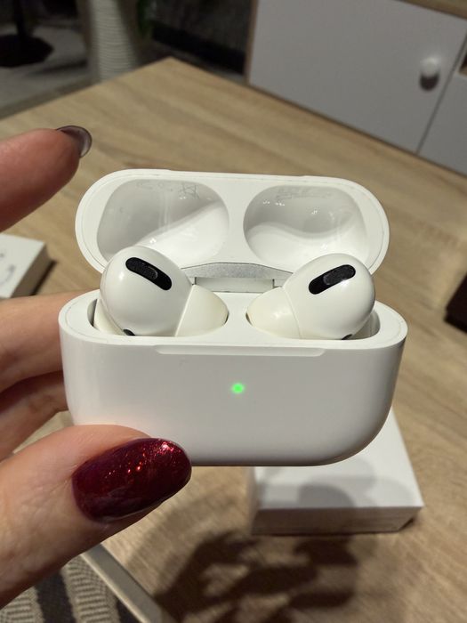 Airpods pro оригінал