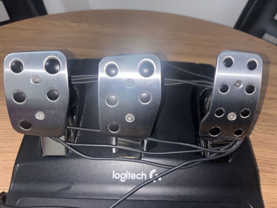 Logitech G29 - volante e pedais