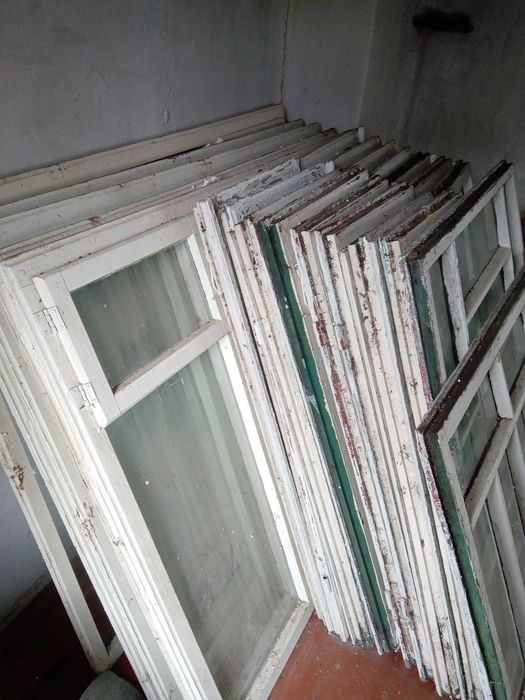 Рами віконні, засклені з кватирками, б/в