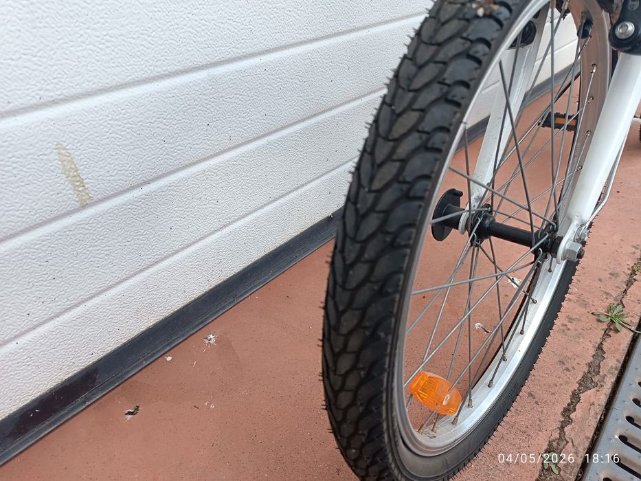 Bicicleta Dobrável Moma Firt class 20" como nova( Coimbra)
