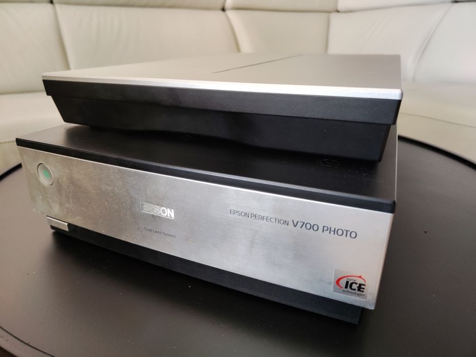 Skaner Epson v700 photo