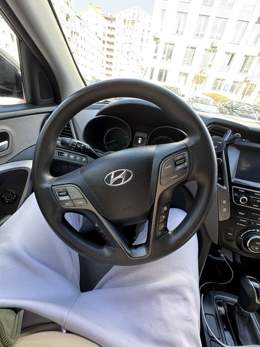 Продам Hyundai Santafe