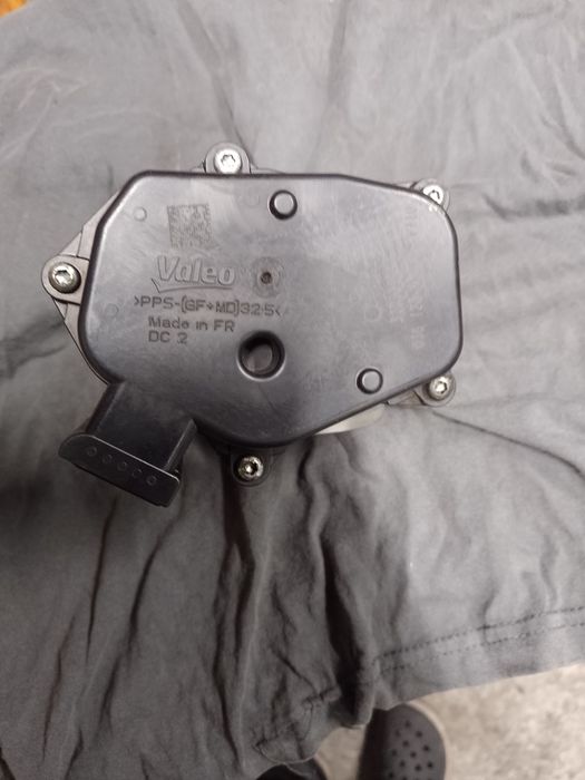 Przepustnica audi a3 8p,skoda ,seat volkswagen 1.6 tdi Valeo