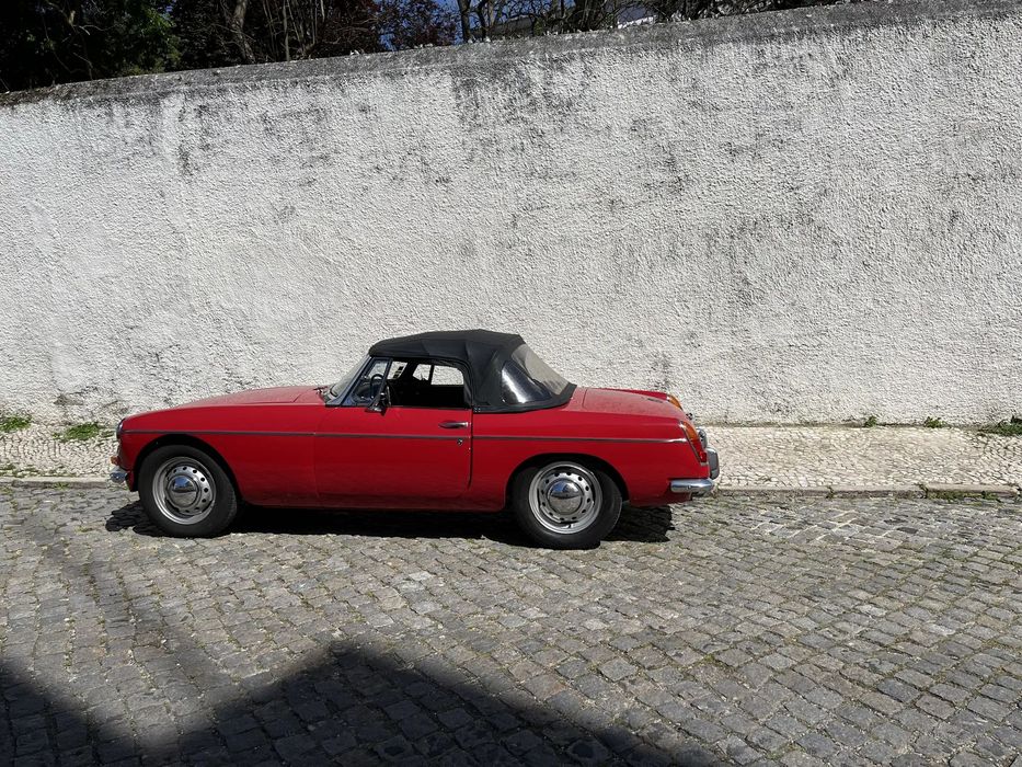 MG MGB528942427317872646