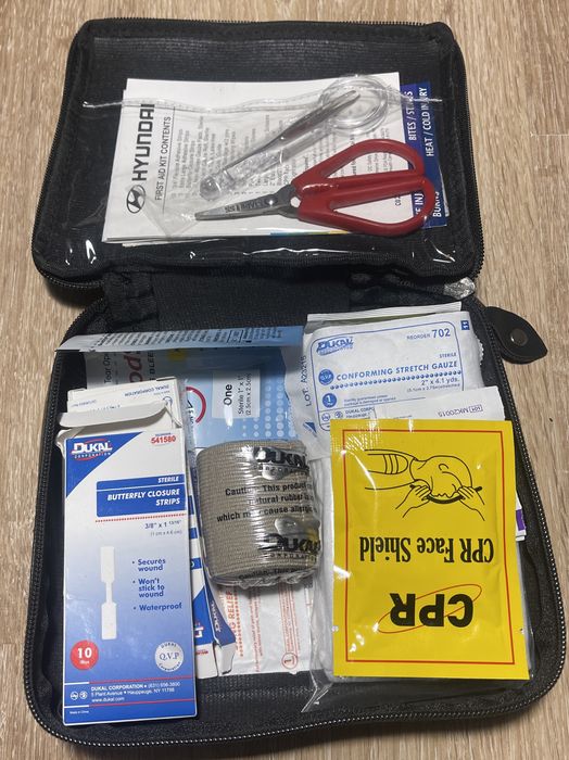 Аптечка автомобильная Hyundai