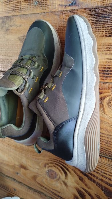 Кросівки хакі Clarks 40+ подарунок