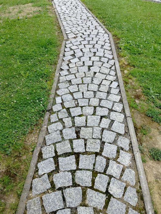 Sprzedam kostkę brukową