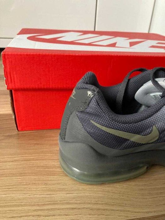 Buty Nike Air Max Invigor GS, rozm. 38,5