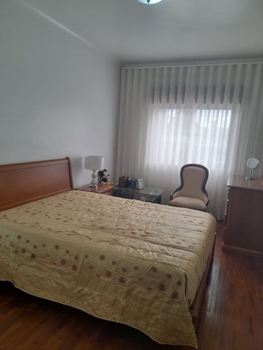 Alugo Quarto mobilado