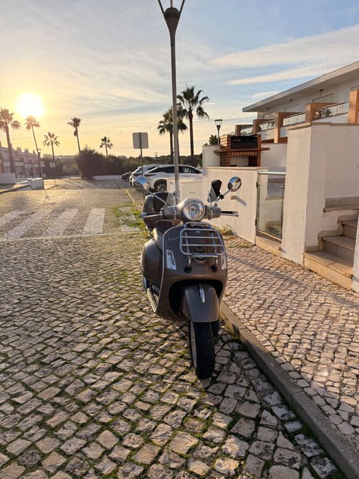 Vespa Gts 300 Touring