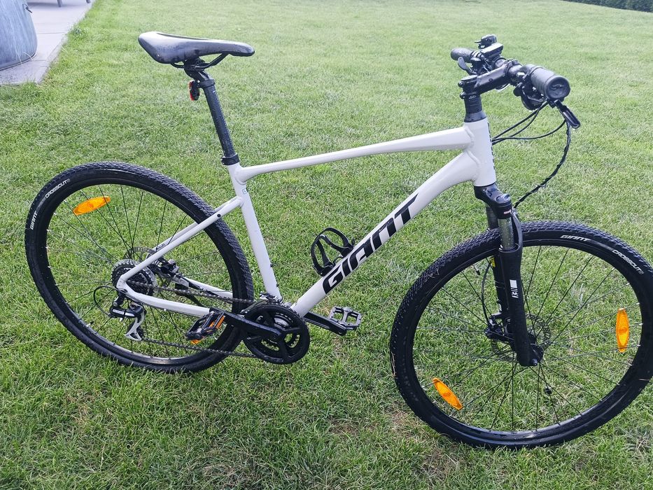 Giant Roam 3 prawie nowy rama L 2022rok