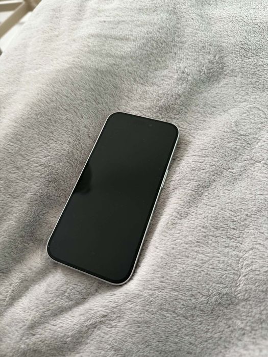 iPhone 16 256 idealny stan