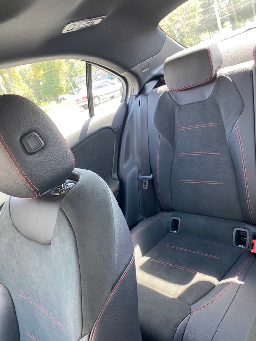 Продам Mercedes-Benz A-Class АMG-line, 2019, V177 , офіційний