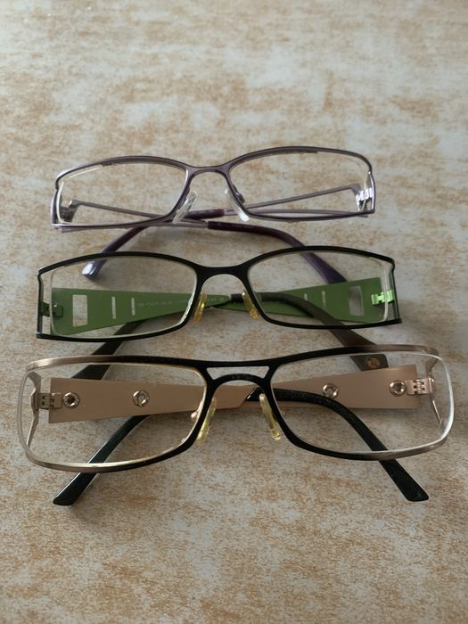 Оправа, окуляри для зору, є підліткові