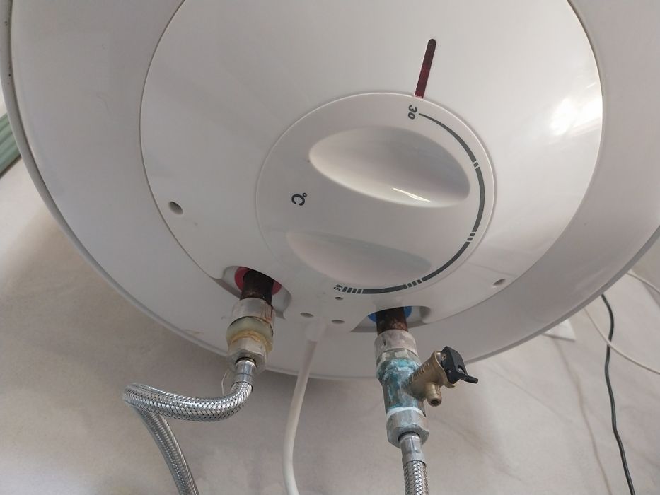 termoacumulador elétrico Candy CTR100RS/E