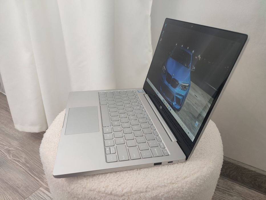 Ультрабук Xiaomi Mi Notebook Air 12.5" / Core m3-7Y30 / 4GB / SSD 128GB АКБ  5-6год