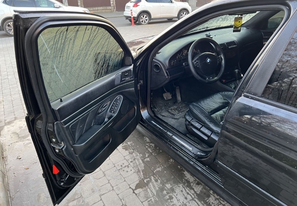 Продам срочно ! BMW e39 m57 automatic
