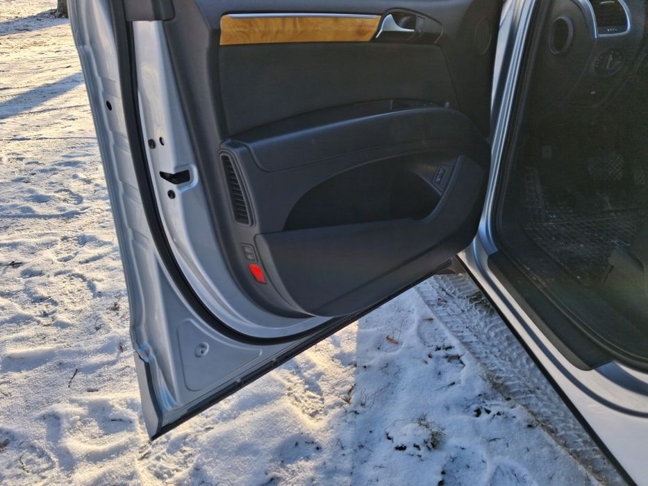 Продам Audi Q7 Quattro(без вкладень)