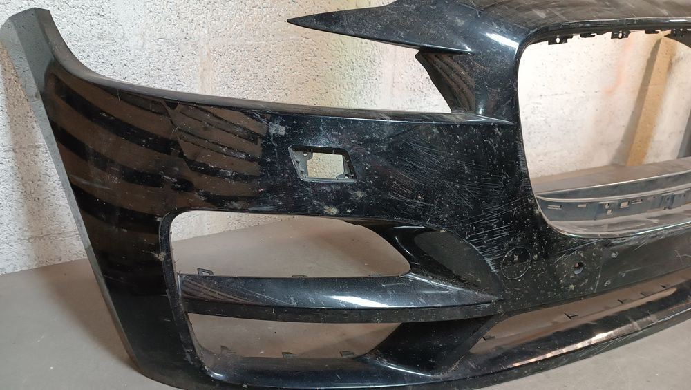 Vendo parachoque de frente jaguar F Pace 2014/20