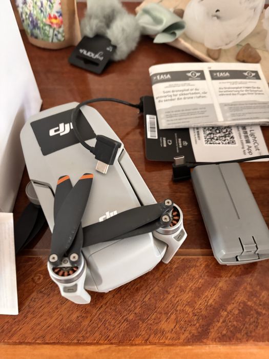 Dron DJ MINI 4k bardzo dobry stan