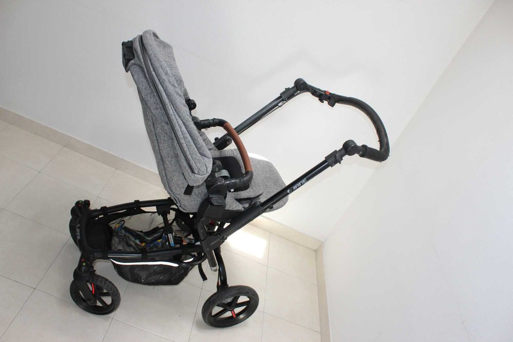 Carrinho de bébé Jané Epic Bolsa e Muda Fraldas 4x4