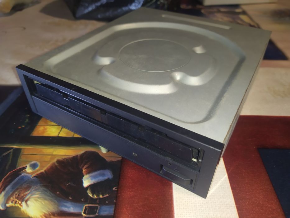 Оптичний привід Sony Optiarc AD-7260S DVD-RW (SATA, 24x) Black