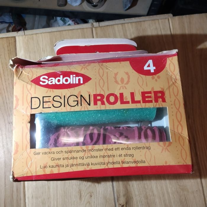 Wałek do malowania wzorów na ścianie