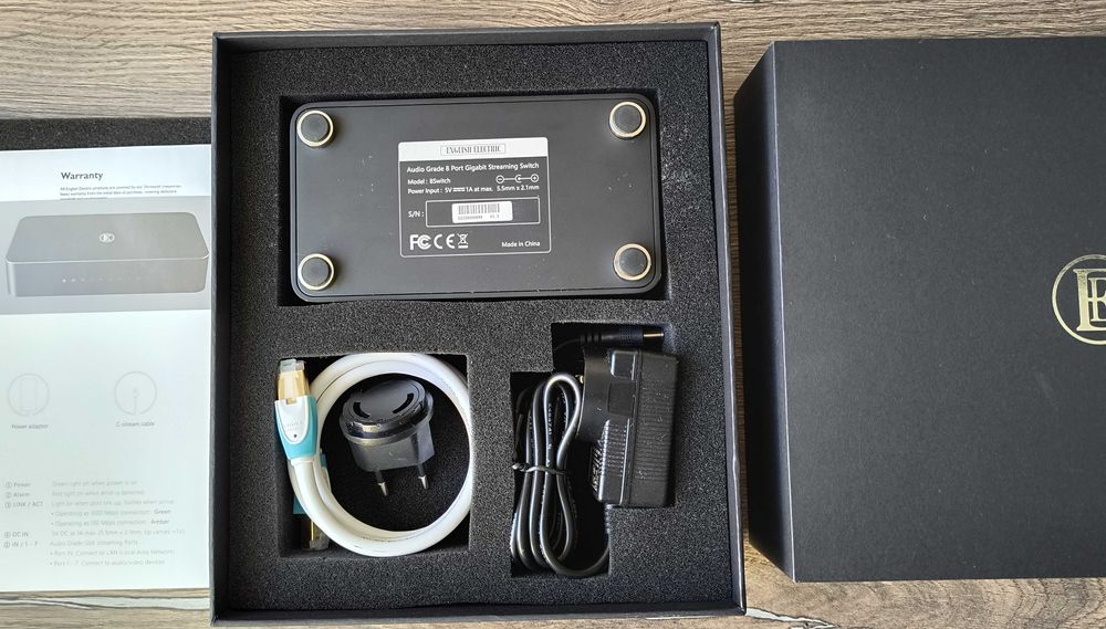 Switch sieciowy audio - English Electric 8SWITCH