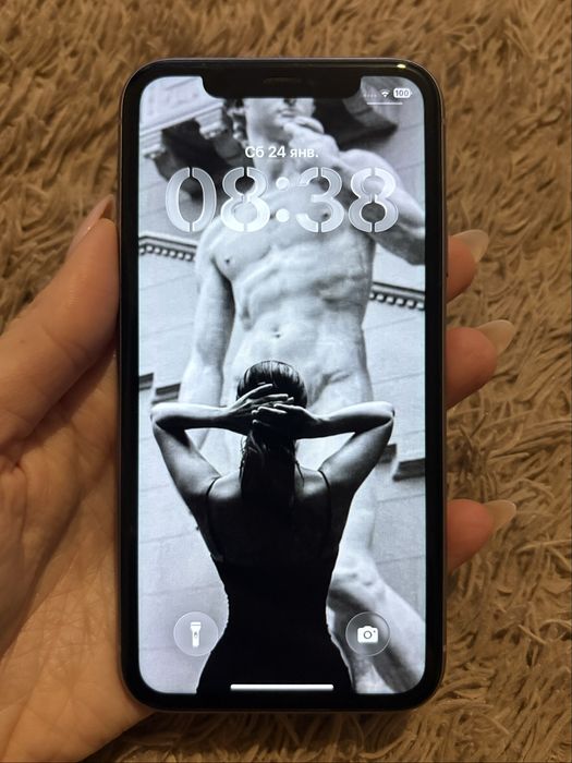 Iphone 11 64gb в прекрасном состоянии